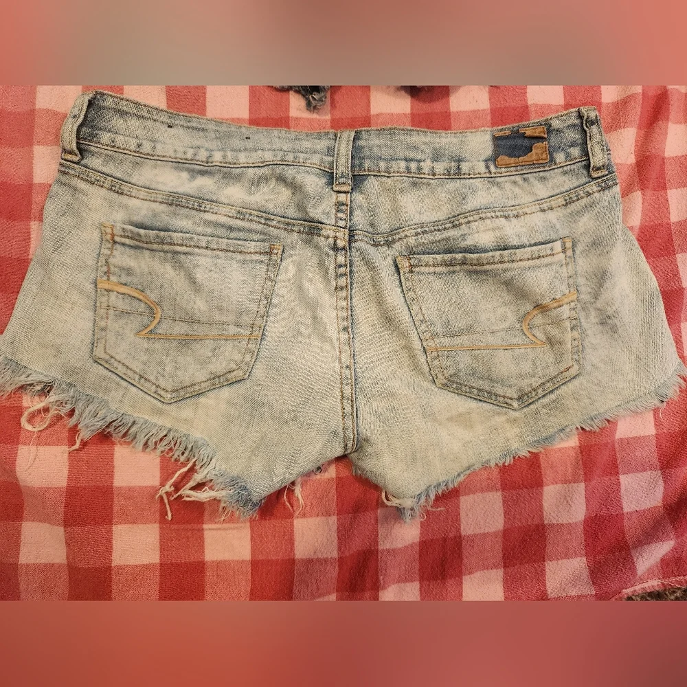 LOT OF 4   American Eagle Distressed Denim Women Shorts - Picture 3 of 13